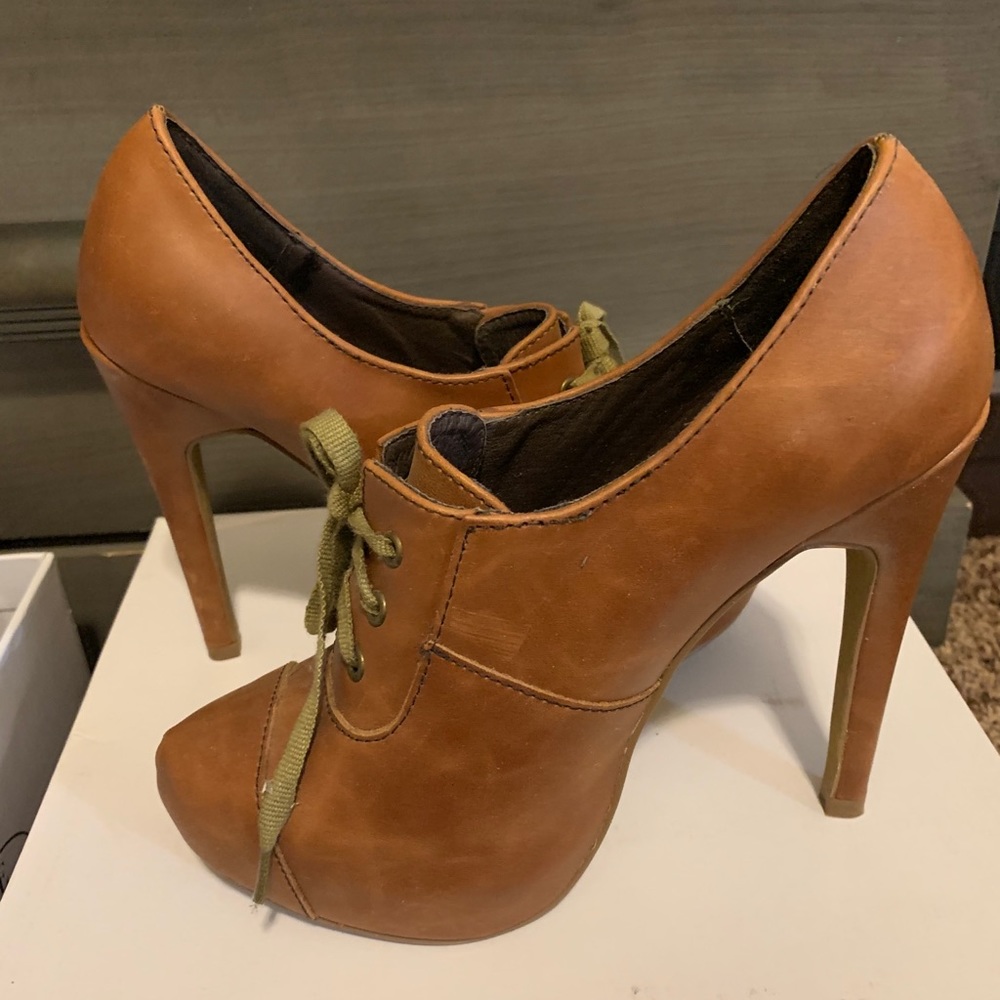 High heel, sexy, stylish shoes